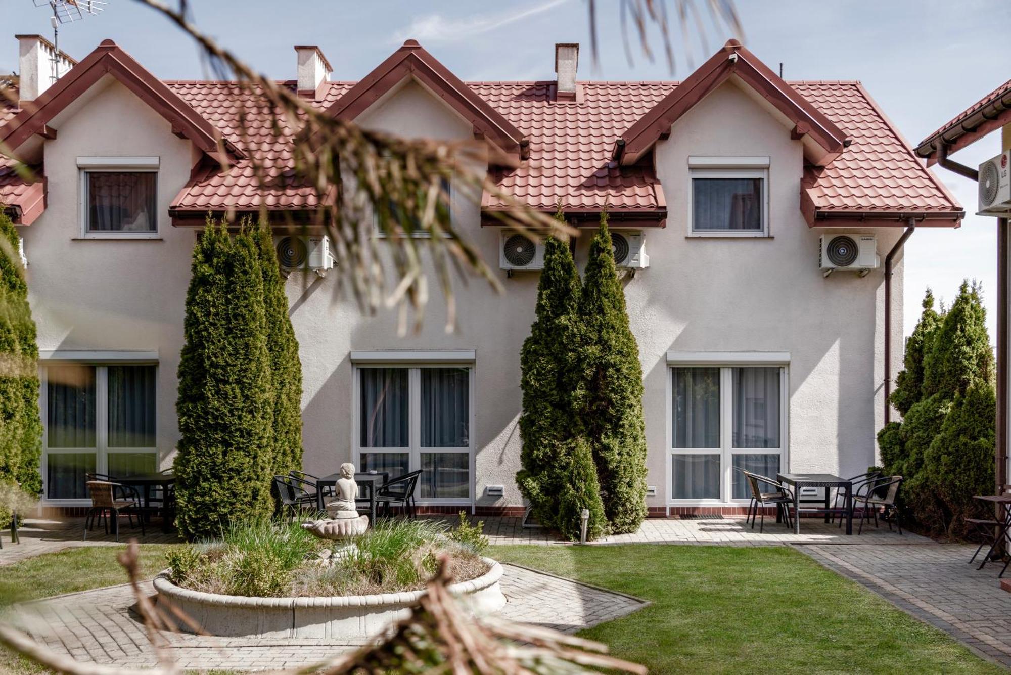 Villa Gravaldi Rowy  Exterior foto